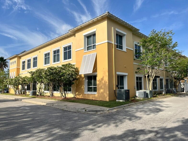 More Photos Of 1909 Beach Blvd, Jacksonville Beach Medical For Sale