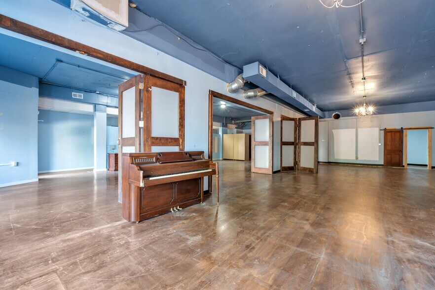 More Photos Of 1000-1008 Parsons Ave, Columbus Apartments For Lease