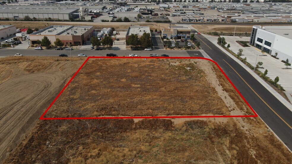 More Photos Of SEQ Commerce St & Lakeview Ave St, Perris Land For Sale