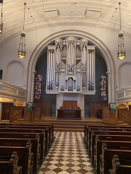 More Photos Of 121 N Fitzhugh St, Rochester Religious Facility For Lease