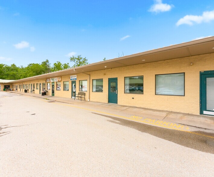 More Photos Of 6 Oliver Rd, Uniontown Freestanding For Lease