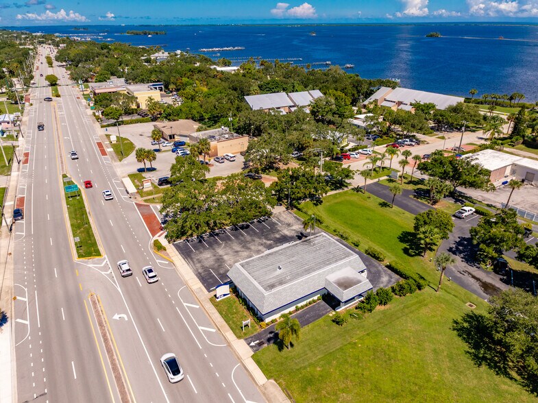 More Photos Of 816 US Highway 1, Sebastian Medical For Sale