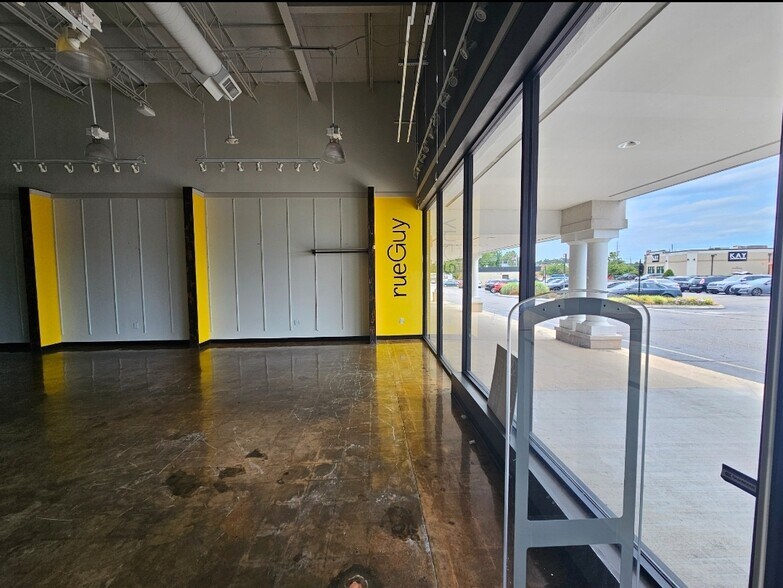 More Photos Of 1305 E Broad Ave, Rockingham Unknown For Lease