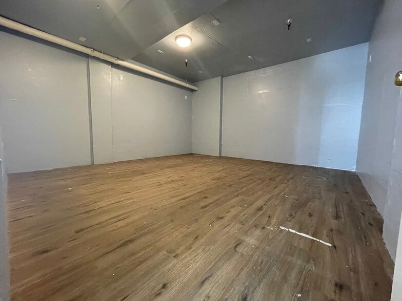 More Photos Of 411-445 8th St, Oakland Medical For Sale