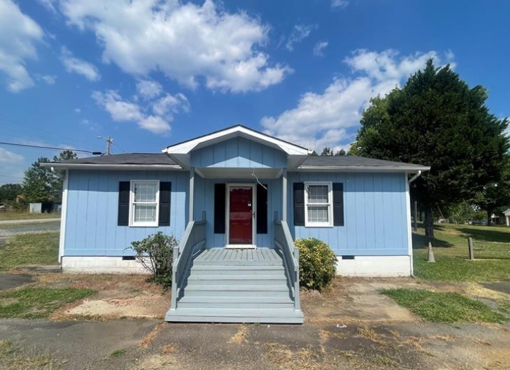 Primary Photo Of 214 N Park Rd, Wadesboro Office For Lease