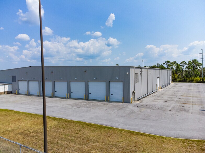 More Photos Of 7801 Commerce Blvd, Panama City Distribution For Sale