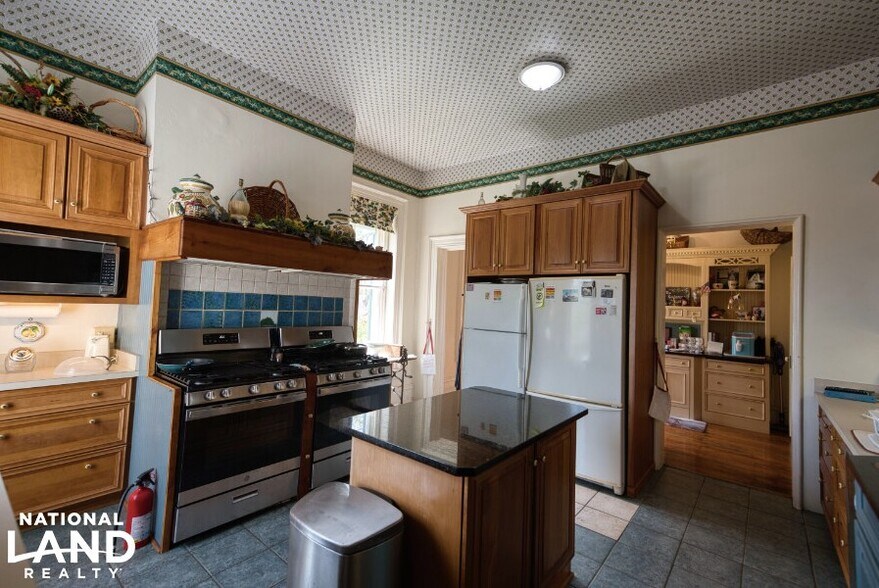 More Photos Of 5189 Rockwood Rd, Dublin Lodge Meeting Hall For Sale
