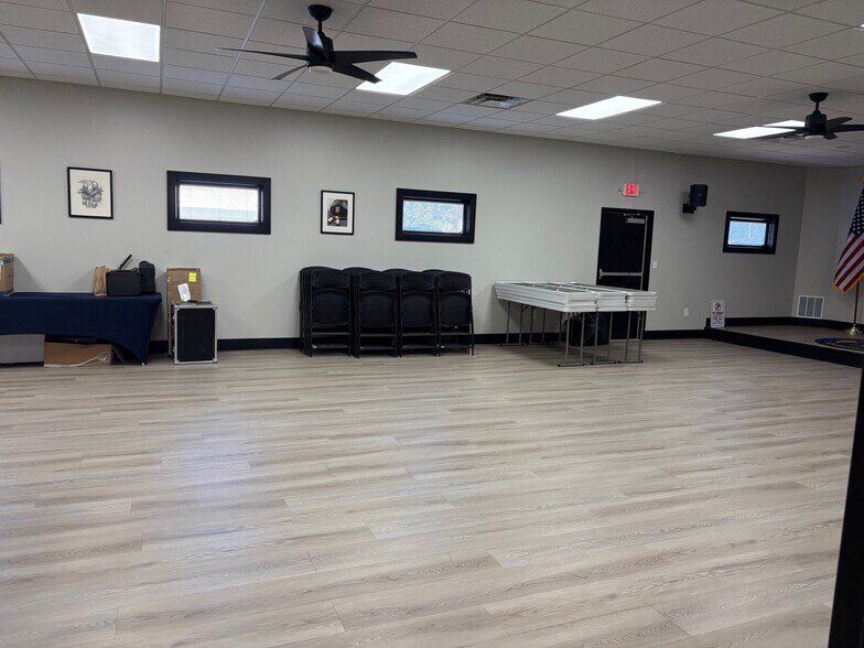 More Photos Of 1415 Shelby St, Indianapolis Office For Sale