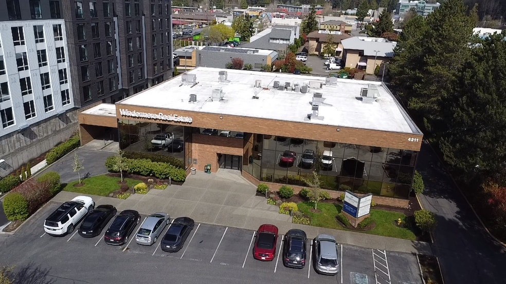 More Photos Of 4211 Alderwood Mall Blvd, Lynnwood Office For Lease
