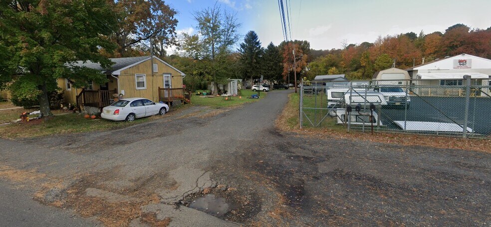 More Photos Of 899 State Route 18, Old Bridge Storefront Retail Residential For Sale