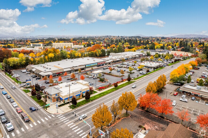 More Photos Of 2830-3030 NE Hogan Rd, Gresham Unknown For Lease