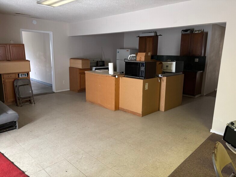 More Photos Of 2650 N Highway 78, Wylie Light Distribution For Sale