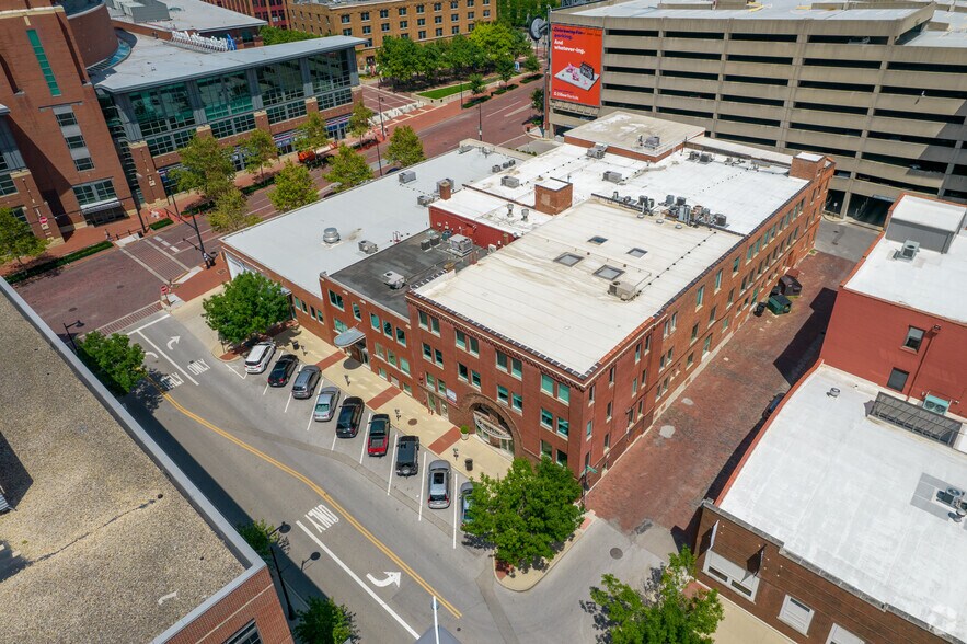 More Photos Of 300 Marconi Blvd, Columbus Loft Creative Space For Lease