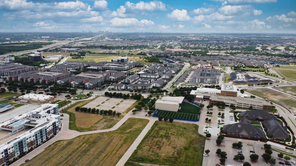 More Photos Of 6051 Alma Rd, McKinney Sports And Entertainment For Sale