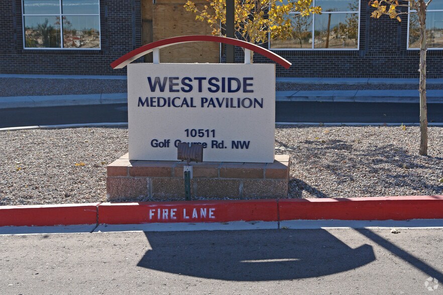 More Photos Of 10511 Golf Course Rd NW, Albuquerque Medical For Lease