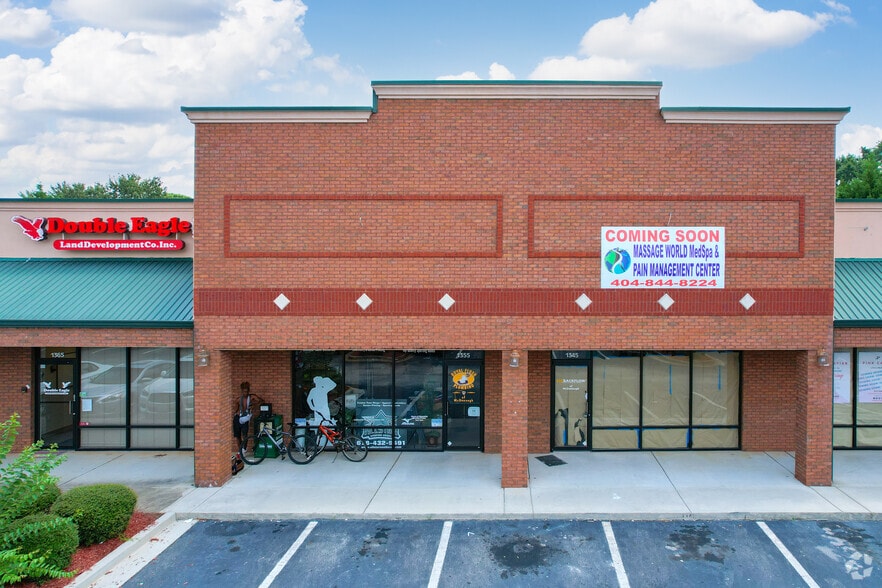 More Photos Of 1305-1395 McDonough Pky, McDonough Storefront Retail Office For Sale