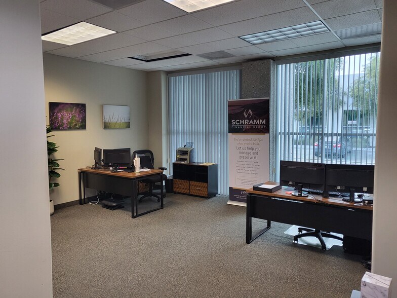 More Photos Of 27951 Smyth Dr, Valencia Office For Sale