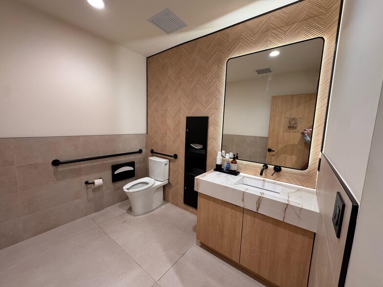 More Photos Of 24953 Paseo De Valencia, Laguna Hills Coworking Space