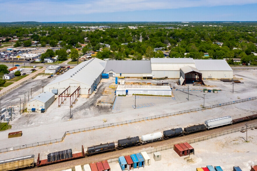 More Photos Of 3515 Dawson Rd, Tulsa Manufacturing For Lease