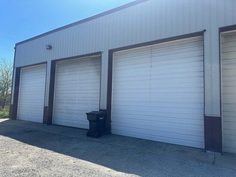 More Photos Of 1548 Cline ave, Gary Distribution For Lease