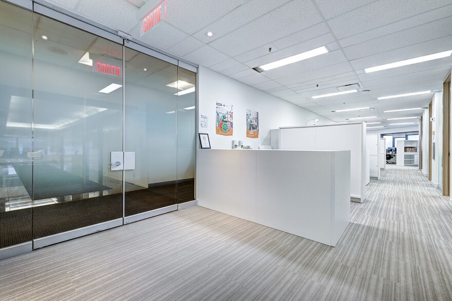 More Photos Of 3400 Boul De Maisonneuve O, Montréal Unknown For Lease