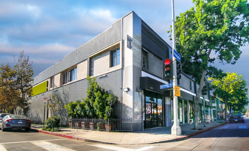 More Photos Of 1200-1204 Venice Blvd, Los Angeles Loft Creative Space For Lease