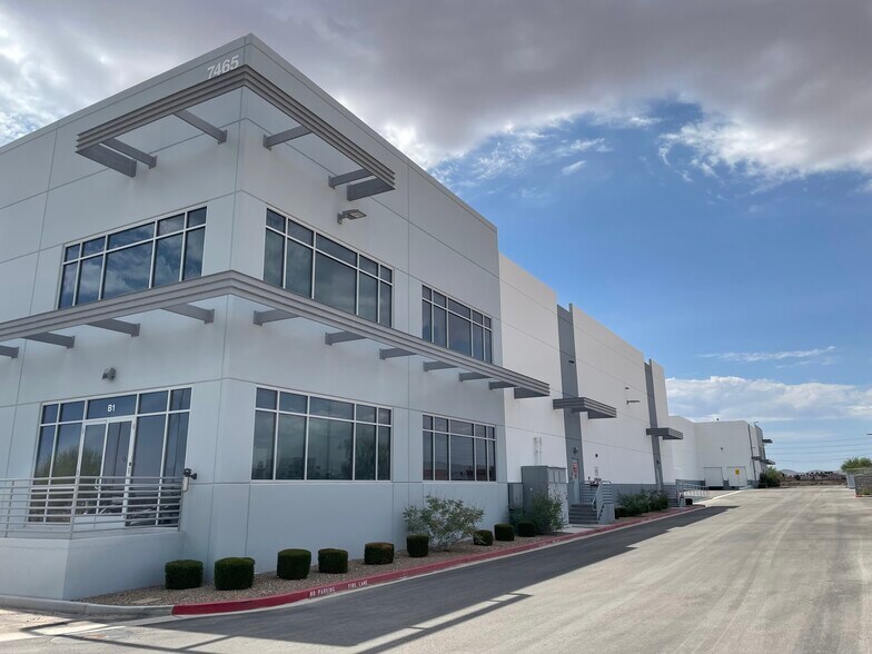More Photos Of 7465 W Badura Ave, Las Vegas Warehouse For Sale