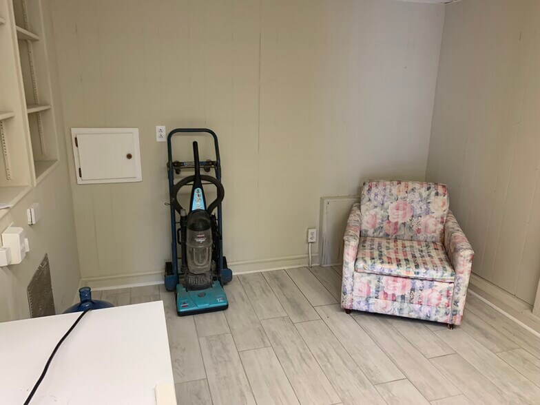 More Photos Of , Bradenton Unknown For Sale