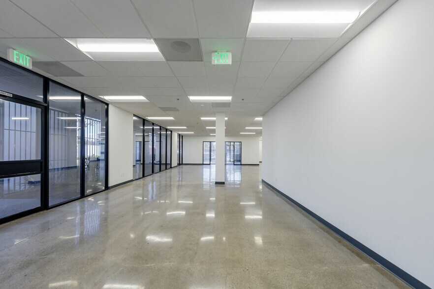 More Photos Of 800 W Artesia Blvd, Compton Warehouse For Lease