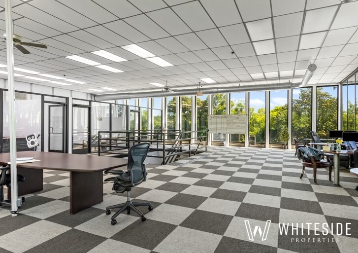 More Photos Of 3653 Trailer Dr, Charlotte Warehouse For Lease