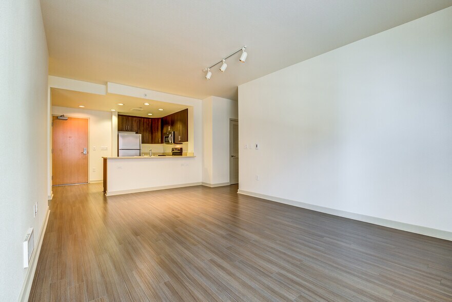 More Photos Of 1155 4th St, San Francisco Apartments For Lease