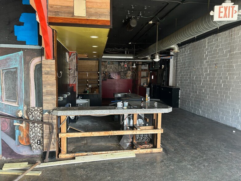 More Photos Of 120-126 Oakland ave, Decatur General Retail For Lease