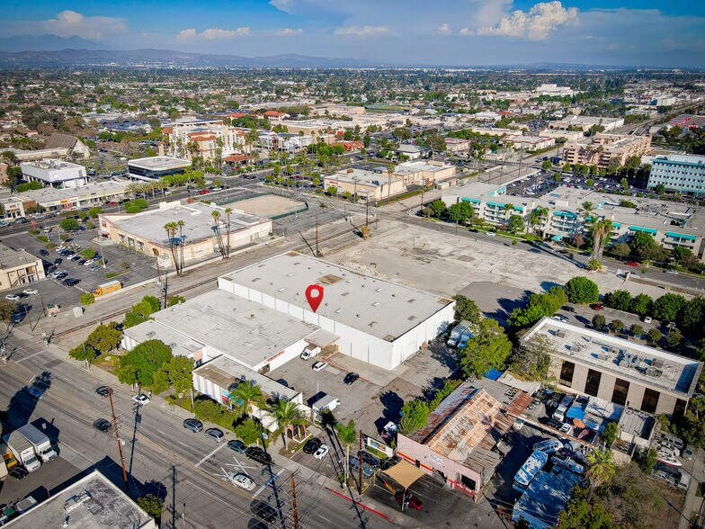 Primary Photo Of 11400 Downey Ave, Downey Warehouse For Lease