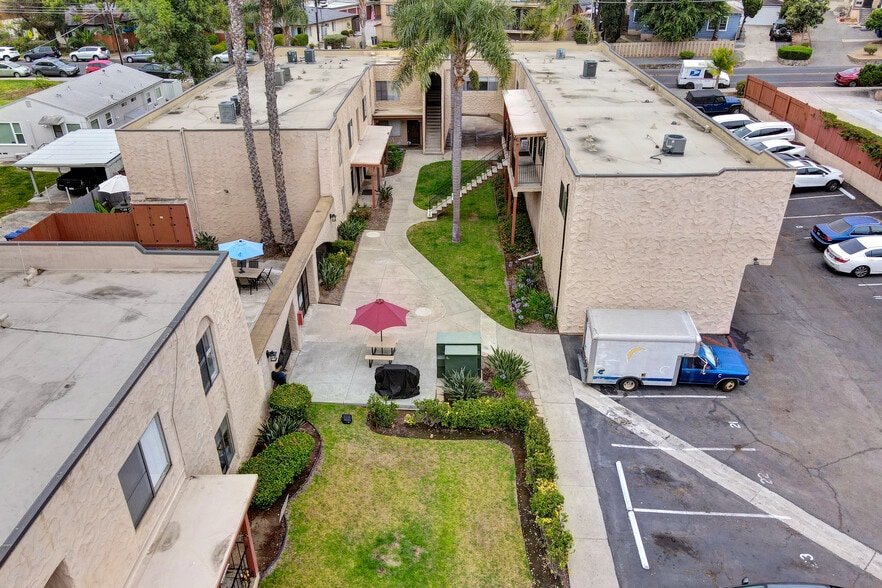 More Photos Of 8694 Lemon Ave, La Mesa Apartments For Sale