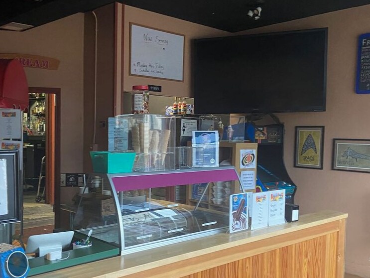 More Photos Of 1200-1218 N Killingsworth St, Portland Storefront For Sale