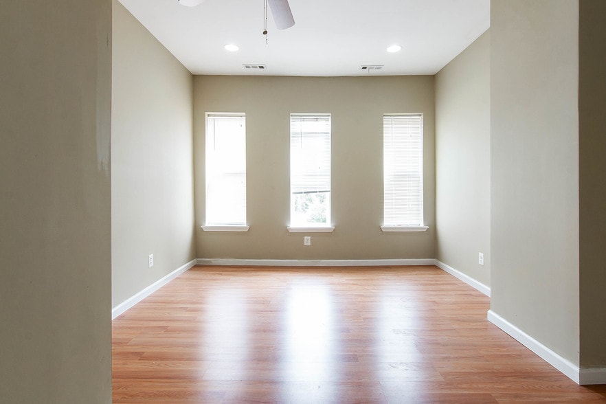 More Photos Of 2712 Pennsylvania Ave, Baltimore Storefront Retail Residential For Lease