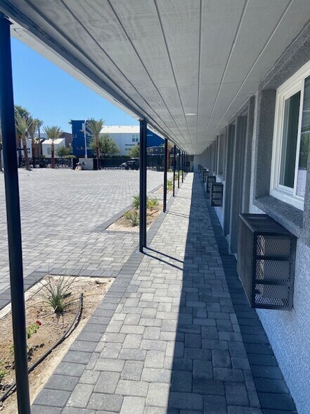 More Photos Of 2001 Fremont St, Las Vegas Apartments For Sale