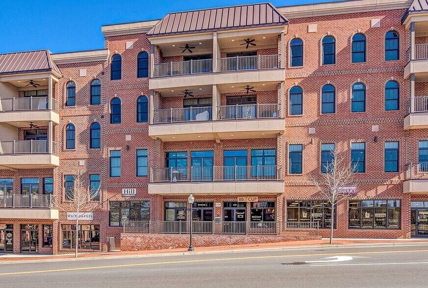 More Photos Of 301 S Main St, Blacksburg Office For Lease