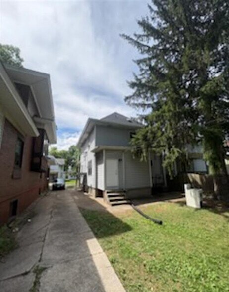 More Photos Of 1611 W Barker Ave, Peoria Multifamily For Sale
