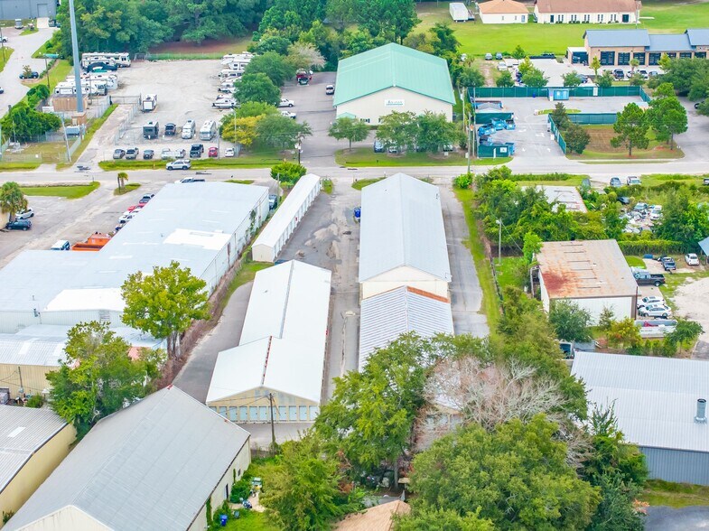 More Photos Of 1719 Signal Point Rd, Charleston Self Storage For Sale