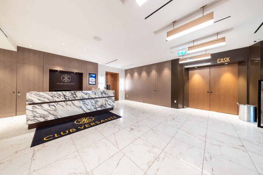 More Photos Of 8400 West Rd, Richmond Office For Sale