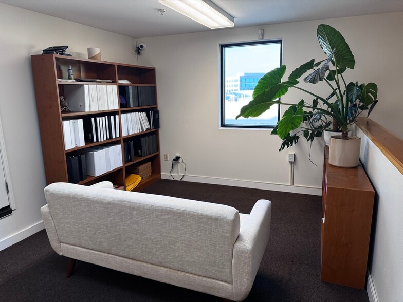 More Photos Of 1321 Post Ave, Torrance Loft Creative Space For Lease