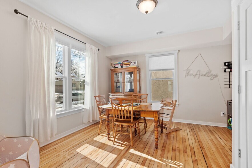 More Photos Of 1704 Jefferson St NE, Minneapolis Apartments For Sale