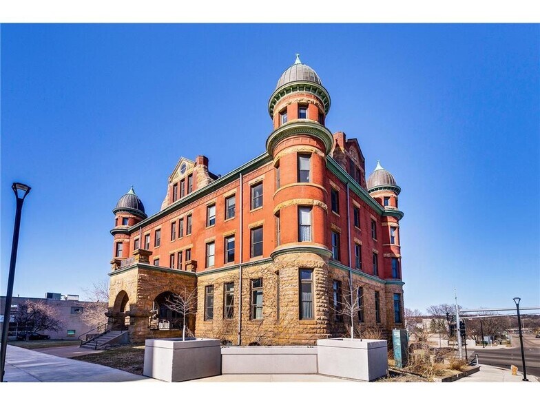 More Photos Of 200 N Concord Exchange, South Saint Paul Lodge Meeting Hall For Sale