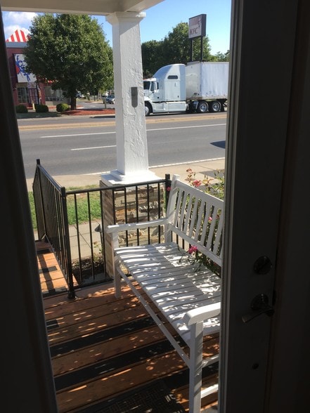 More Photos Of 1019 Berryville Ave, Winchester Storefront Retail Residential For Sale