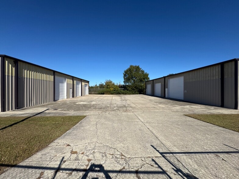 More Photos Of 4411 Holden Rd, Lakeland Warehouse For Sale