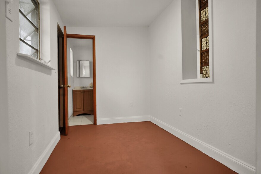 More Photos Of 512 SW 21st Ave, Miami Land For Sale