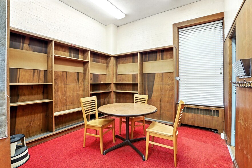 More Photos Of 3 Merrimack St, Penacook Office For Sale