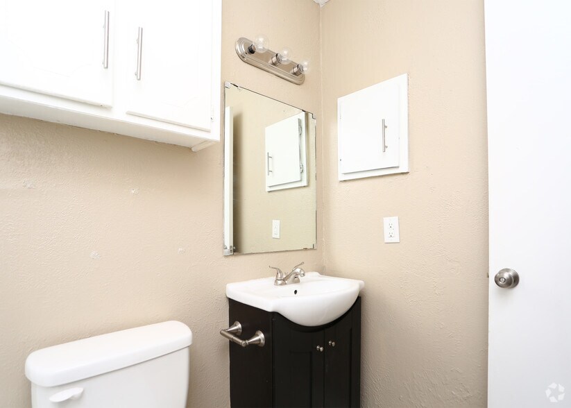 More Photos Of 5601 Birchman Ave, Fort Worth Apartments For Sale