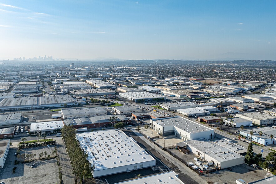 More Photos Of 2222 Yates Ave, Commerce Distribution For Lease